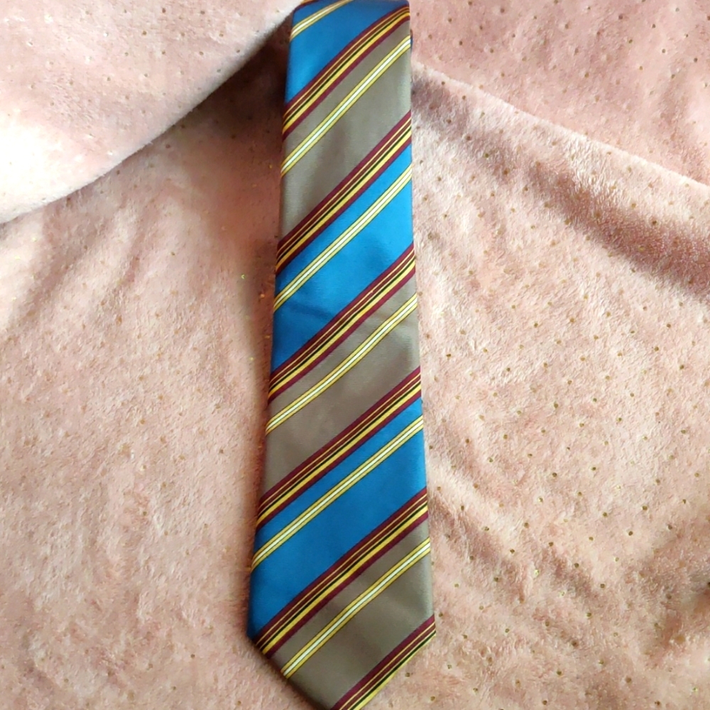 St.michael Italy made silk tie